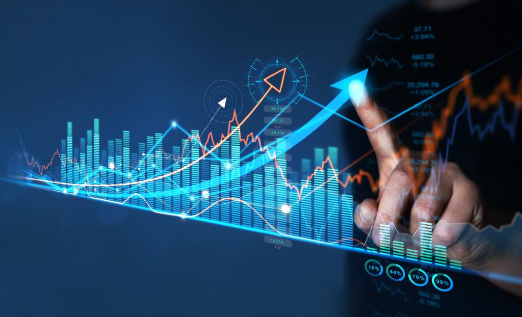 Businessman,Analyzing,Graph,Financial,Data.,Business,Finance,Technology,And,Investment.